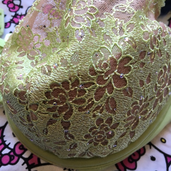 Victoria’s Secret Balconet bra - Picture 3 of 4